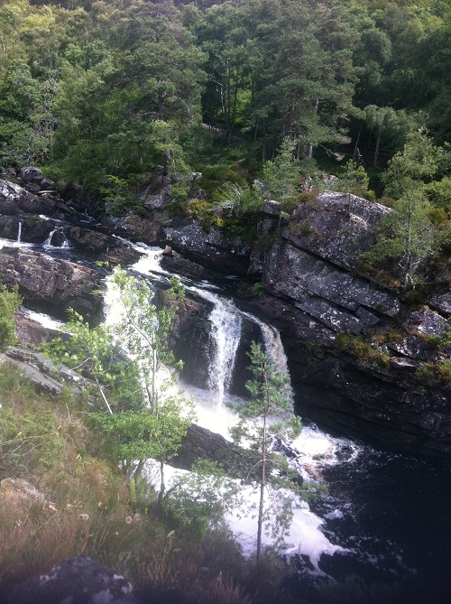 Rogie_Falls.jpg