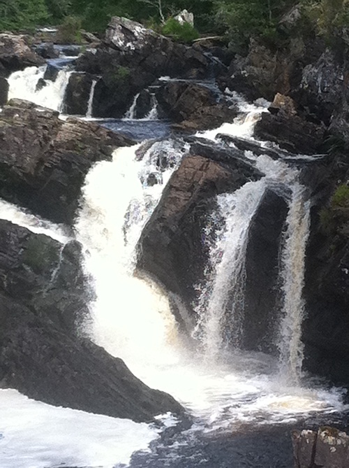 Rogie_Falls_3.jpg